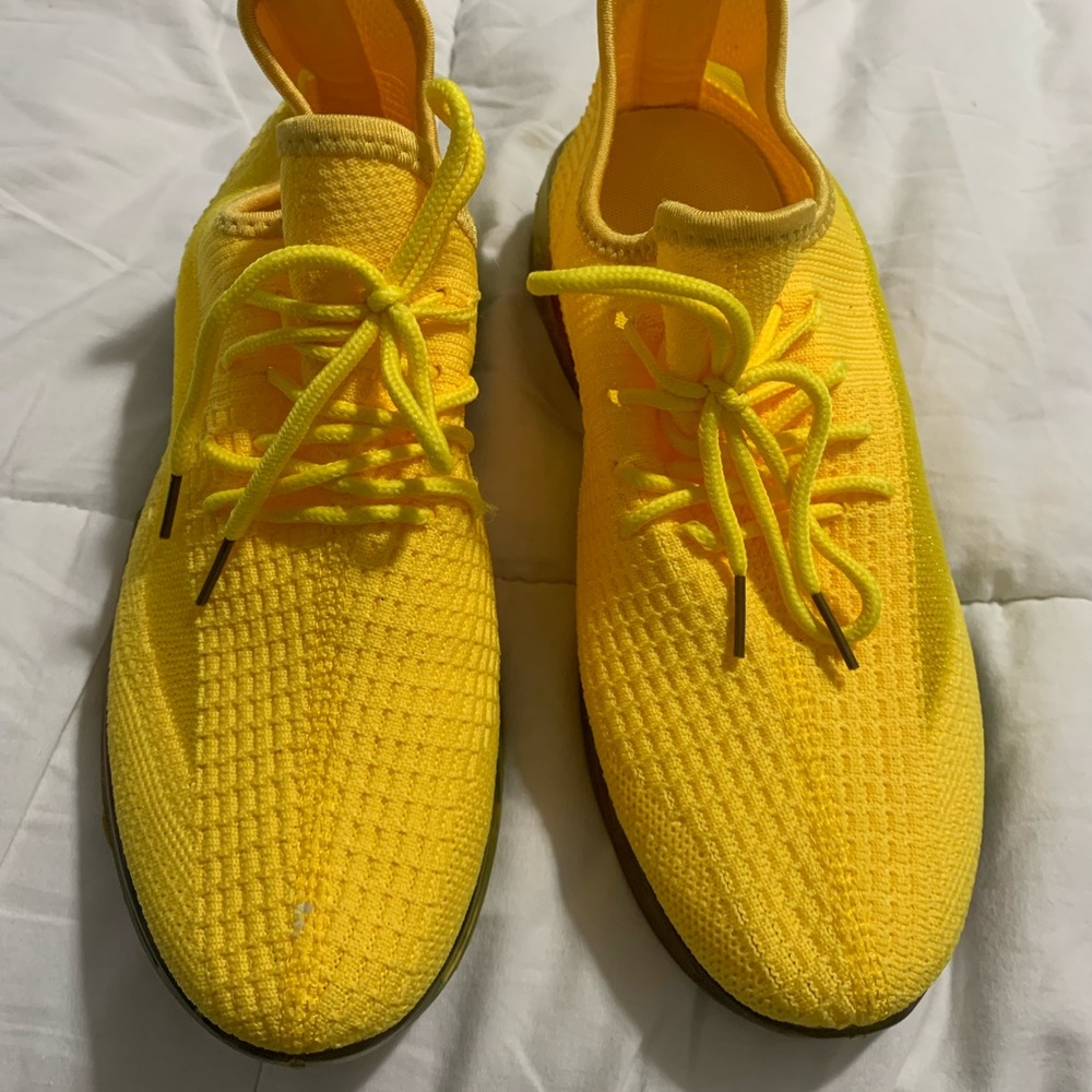 Yellow tennis - 8.5 - brand: wanted